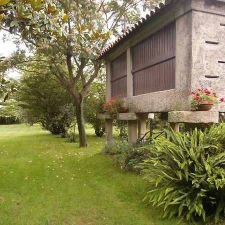 Vivienda Tradicional Con Jardin Y Patio Interior Villa Villanueva De Arosa Exteriör bild